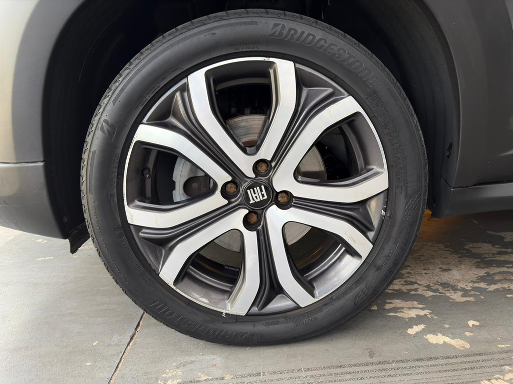 Fiat PULSE Cinza