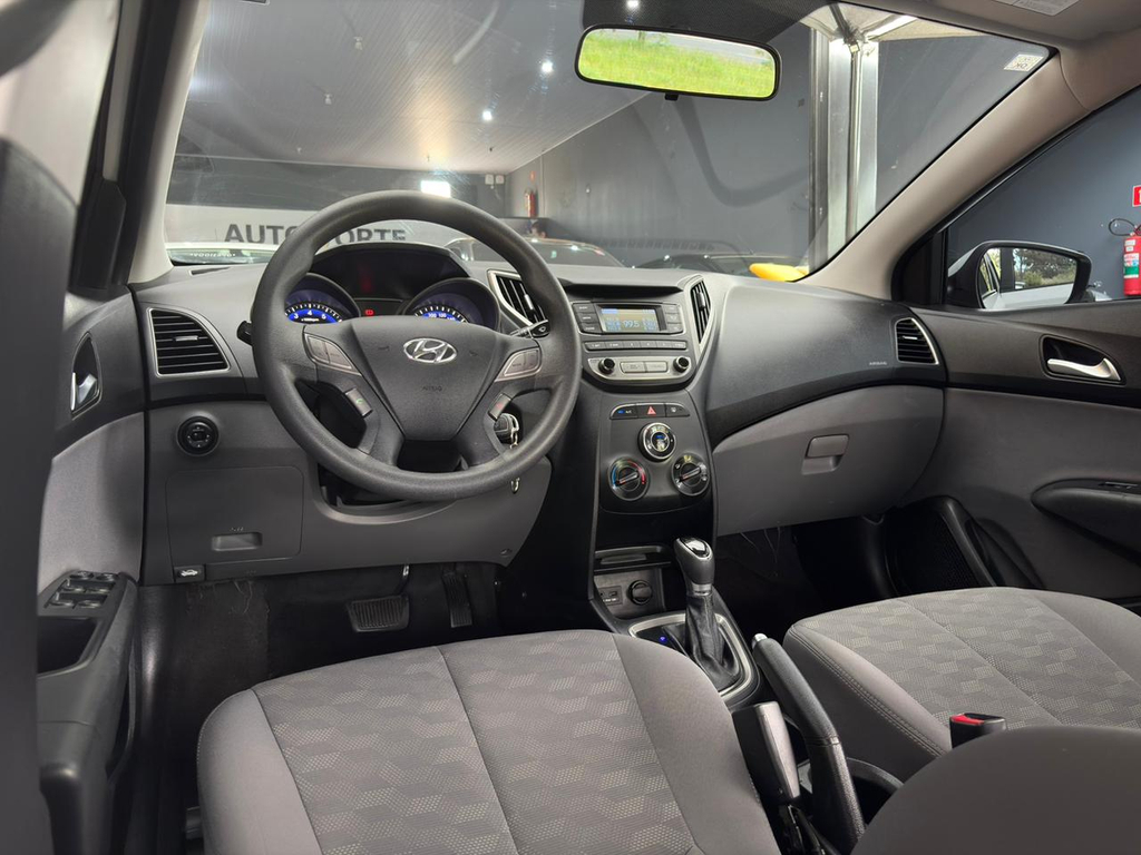 Hyundai HB20S Branco