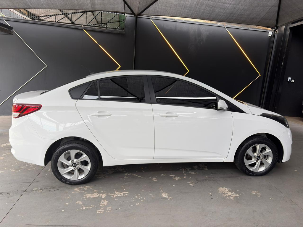 Hyundai HB20S Branco