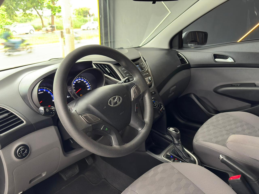 Hyundai HB20S Branco