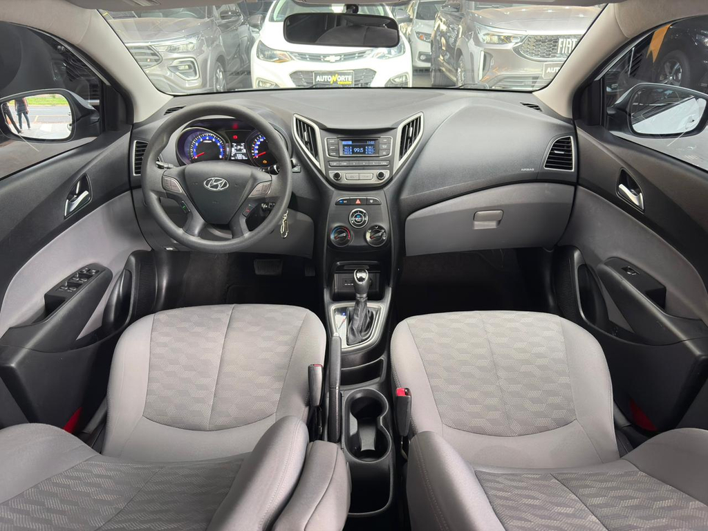 Hyundai HB20S Branco