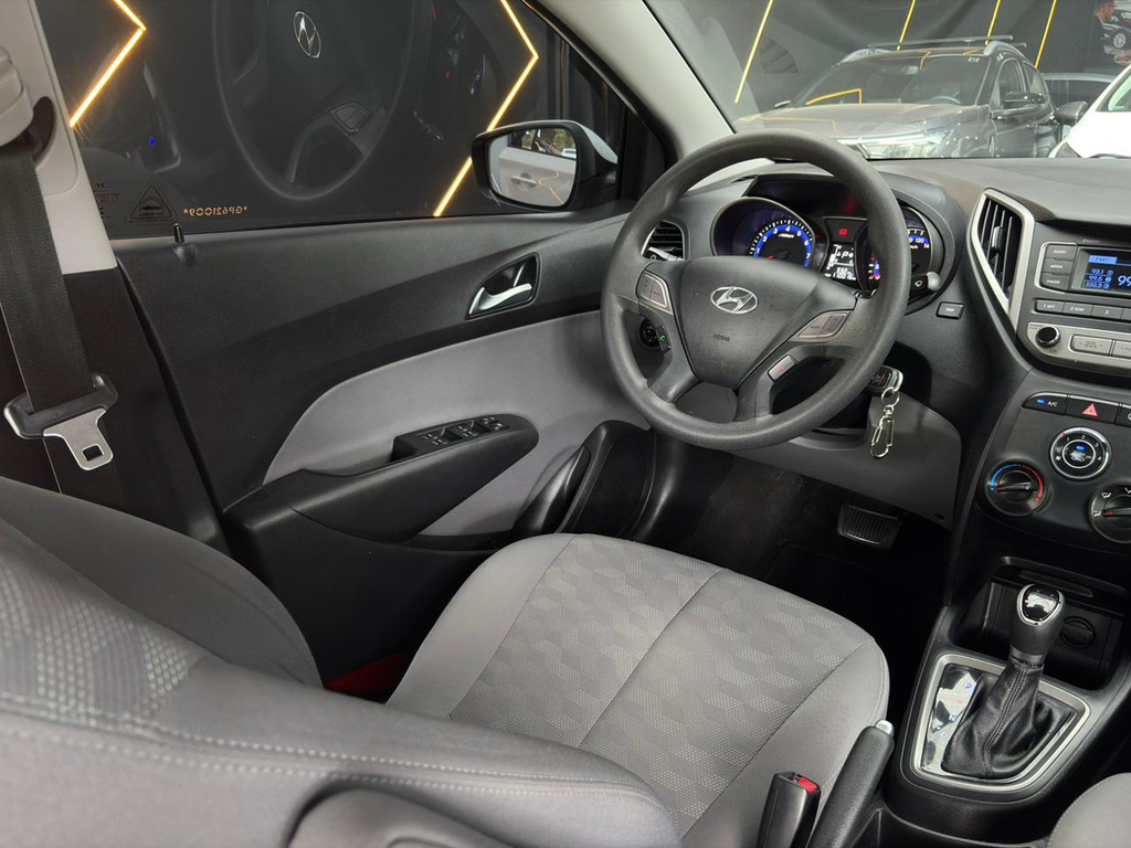 Hyundai HB20S Branco