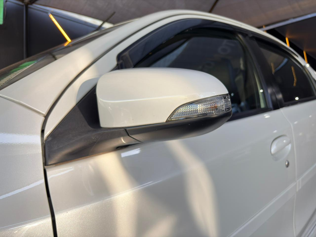 Toyota Etios Sedan Branco