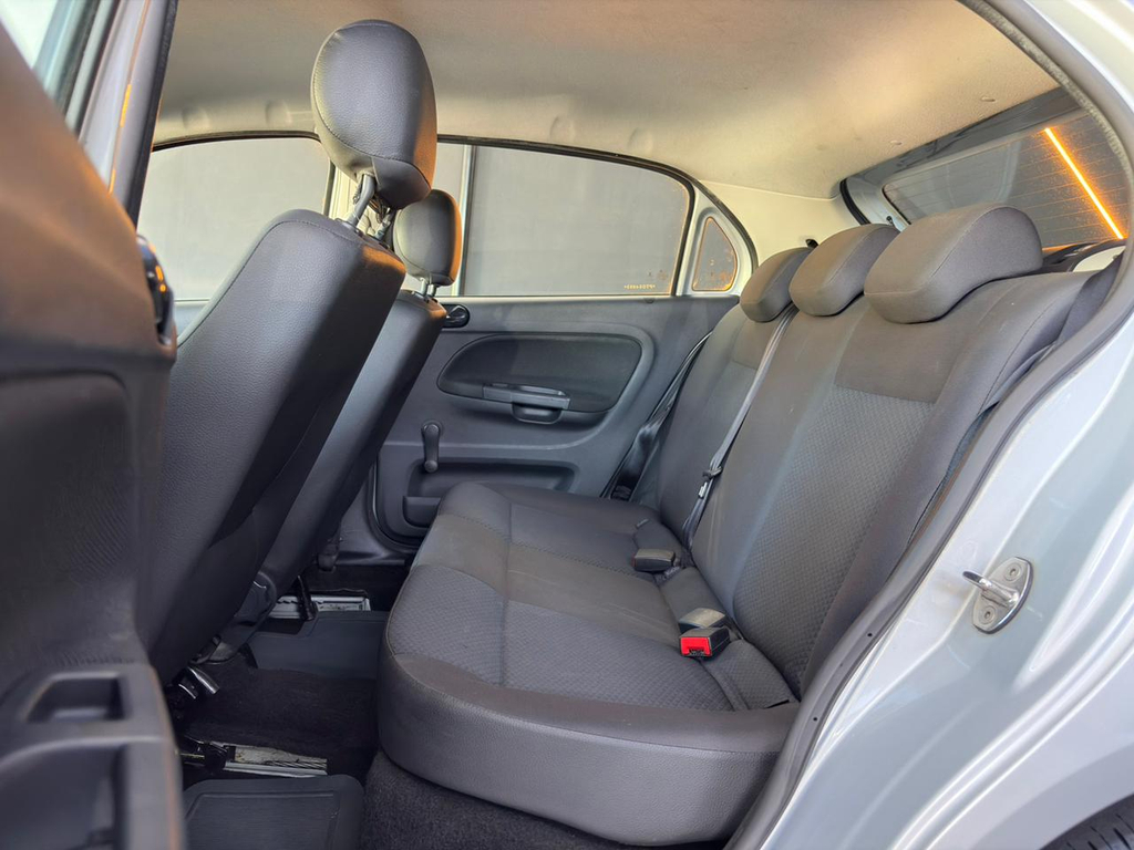 Volkswagen Gol Prata