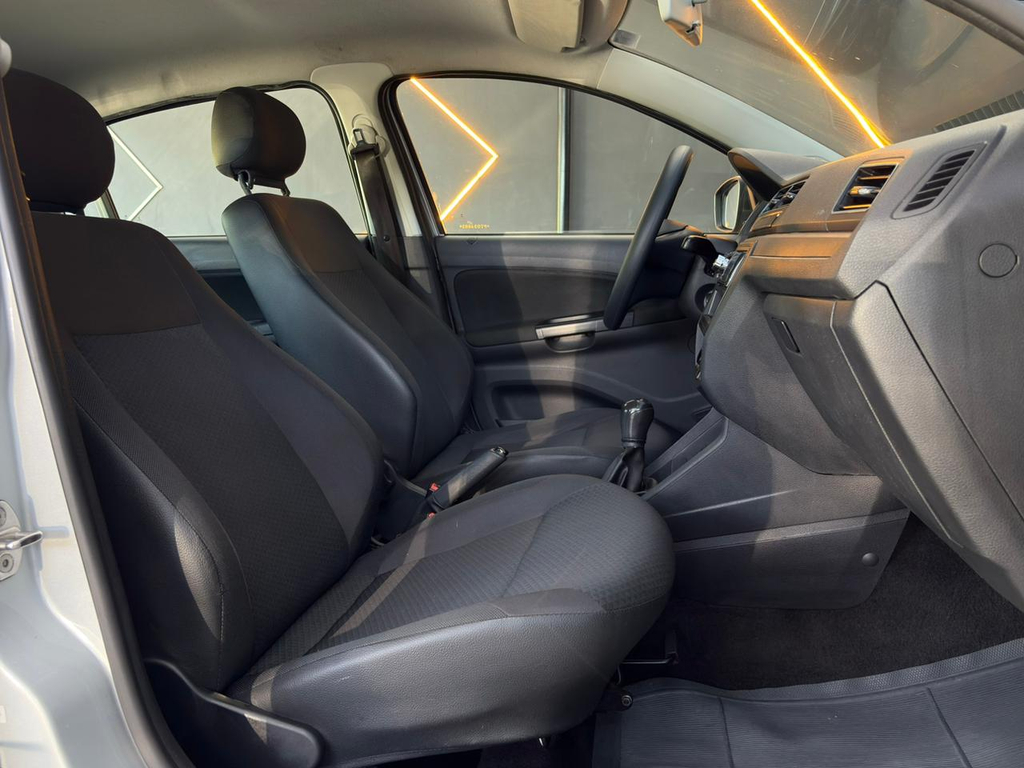 Volkswagen Gol Prata