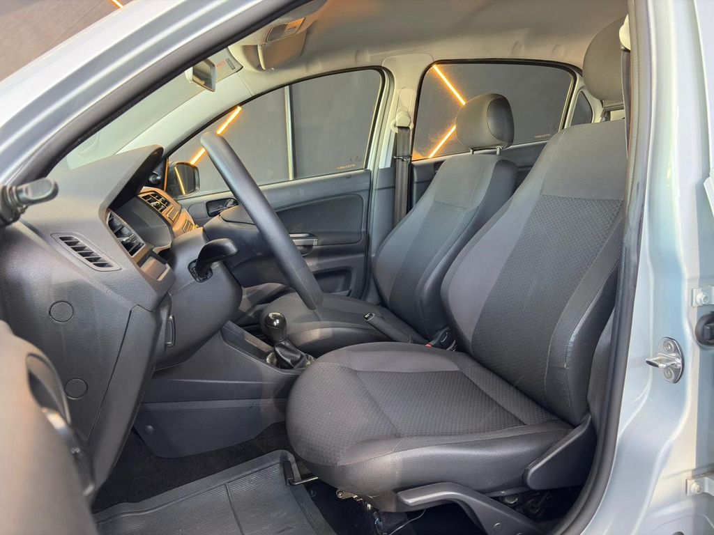 Volkswagen Gol Prata