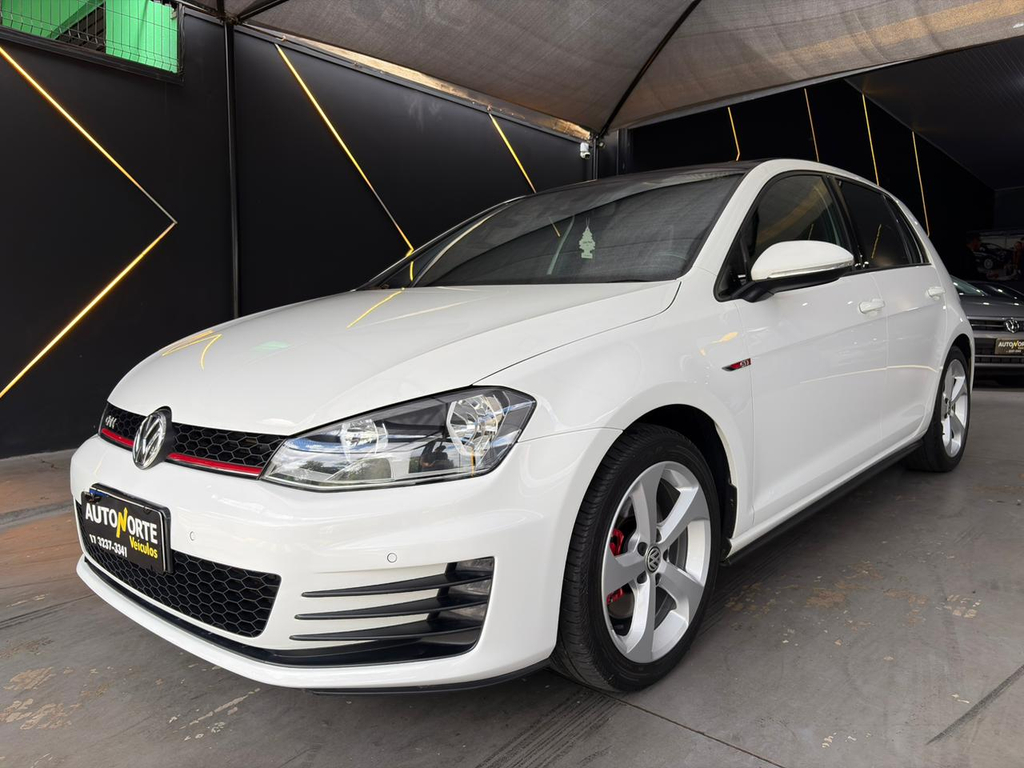 Volkswagen Golf Branco