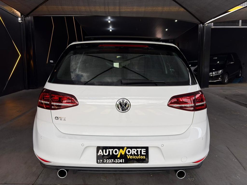Volkswagen Golf Branco