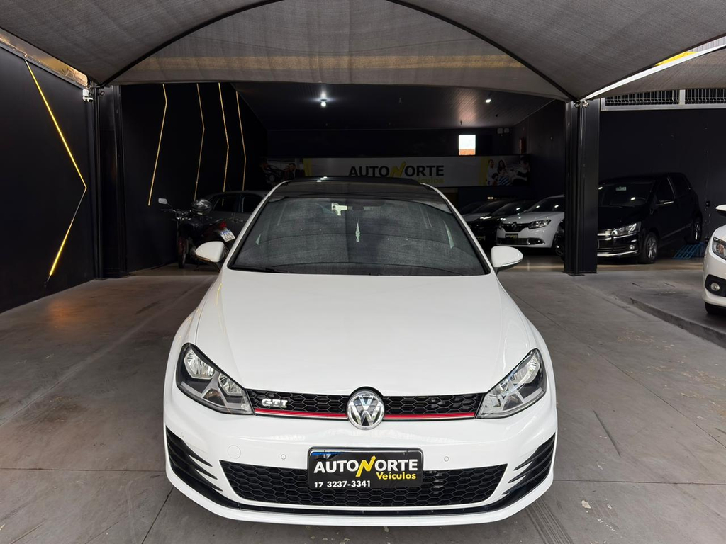 Volkswagen Golf Branco
