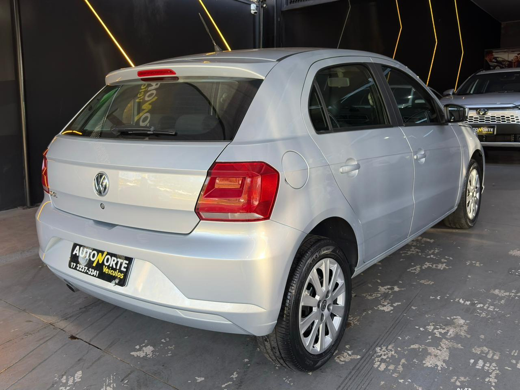 Volkswagen Gol Branco