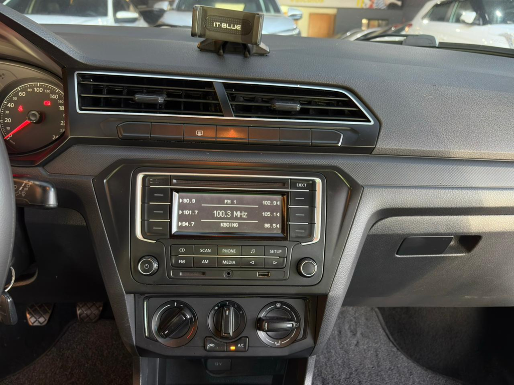 Volkswagen Gol Branco