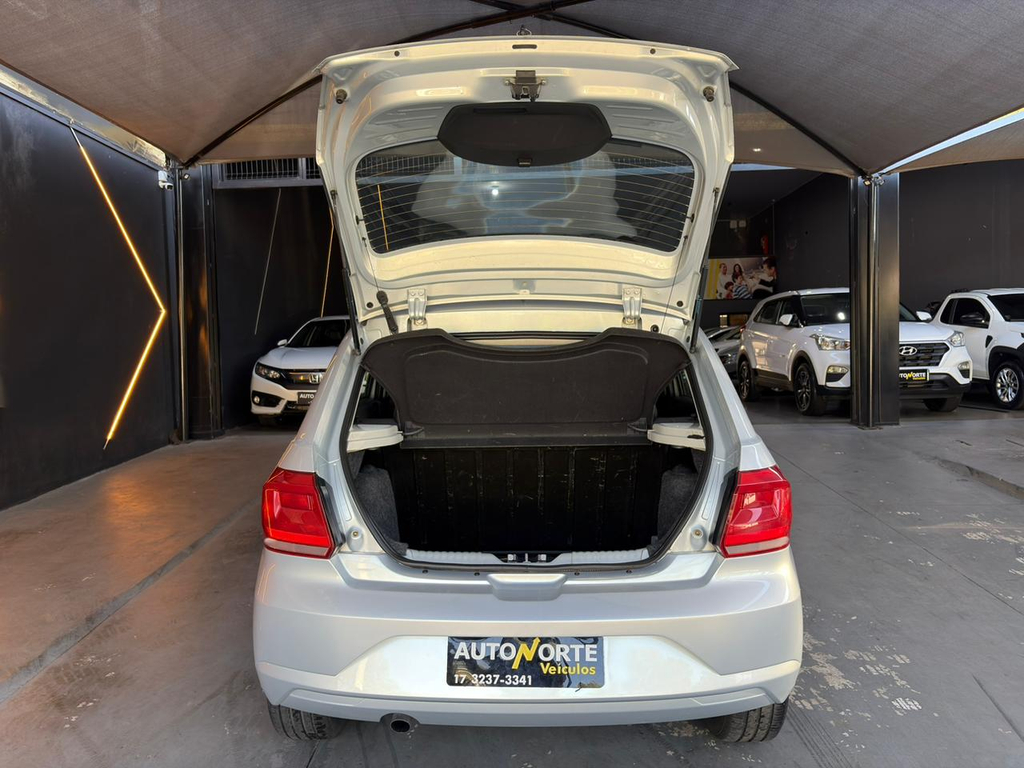 Volkswagen Gol Branco
