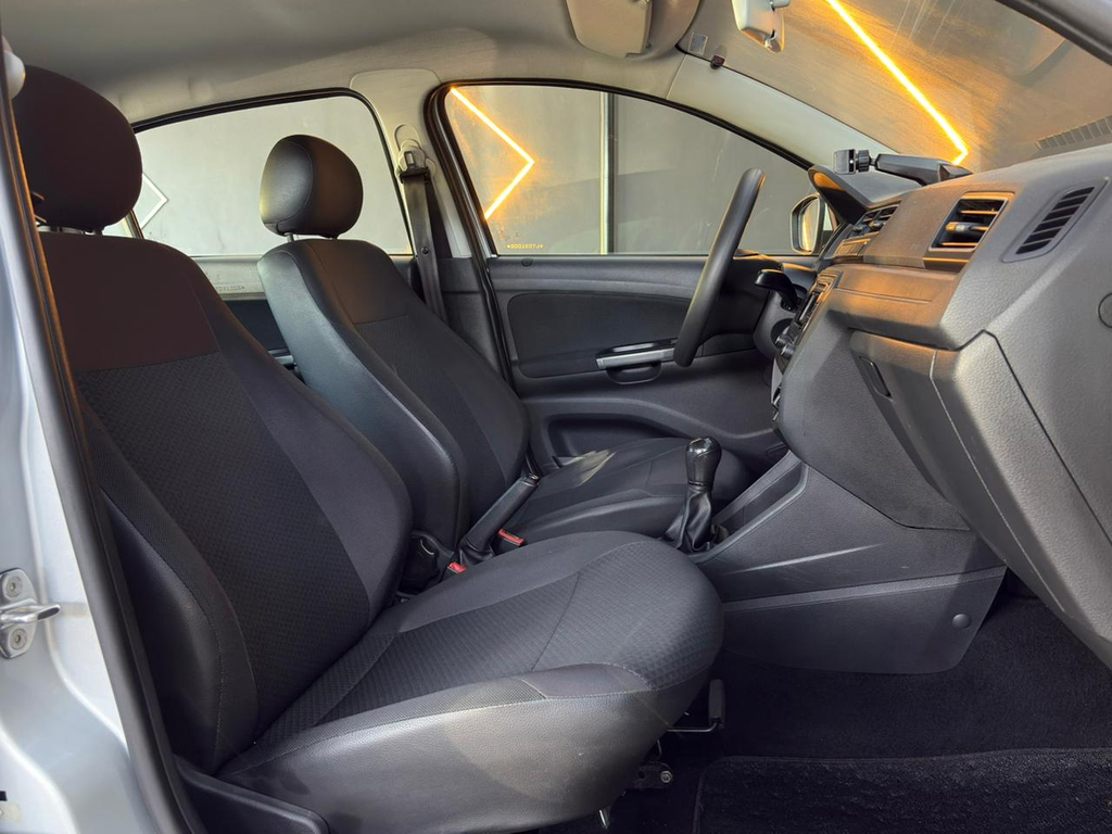 Volkswagen Gol Branco