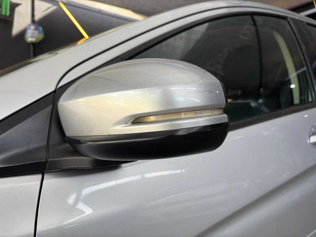 Honda City Prata