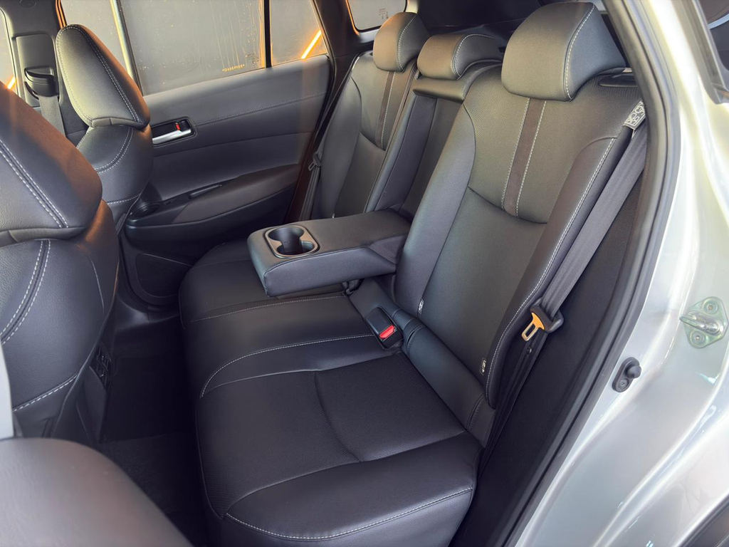Toyota Corolla Cross Prata