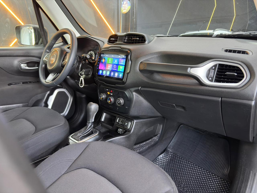 Jeep Renegade Preto