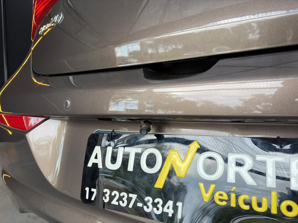 Hyundai HB20 Marrom