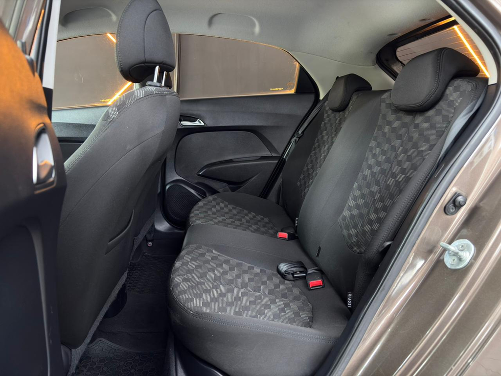Hyundai HB20 Marrom