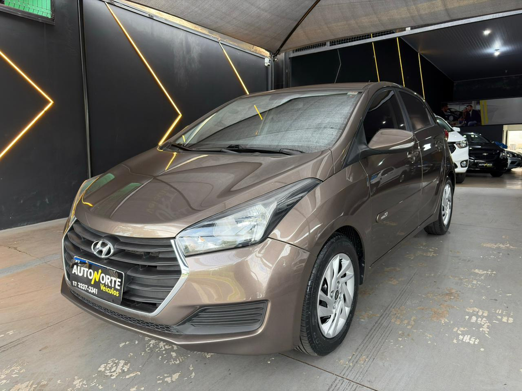 Hyundai HB20 Marrom