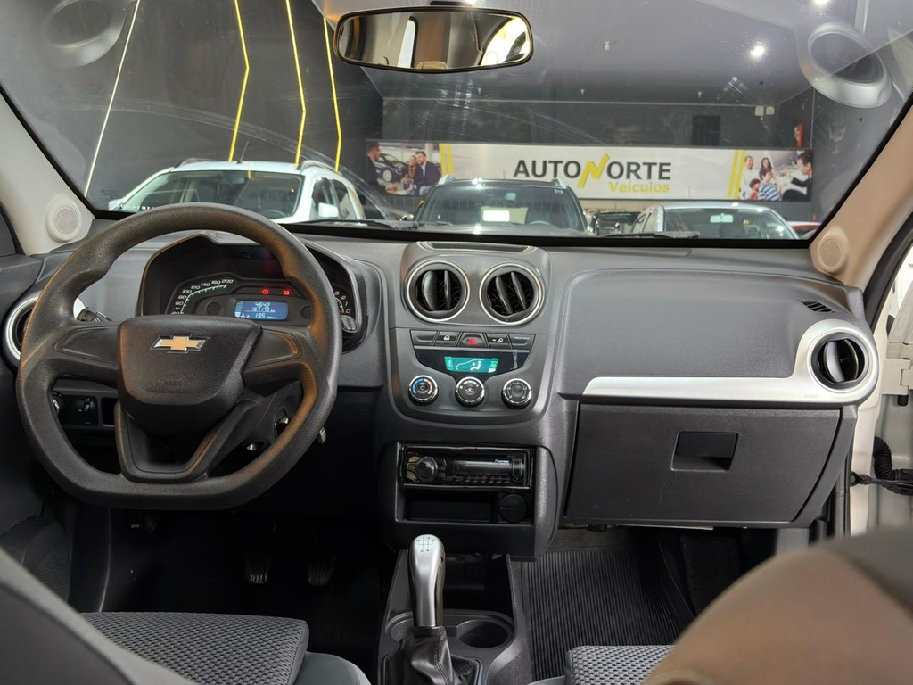 Chevrolet Montana Branco