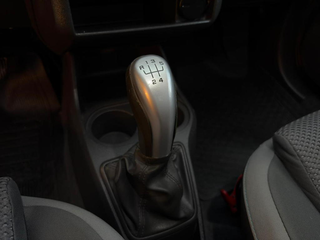Chevrolet Montana Branco