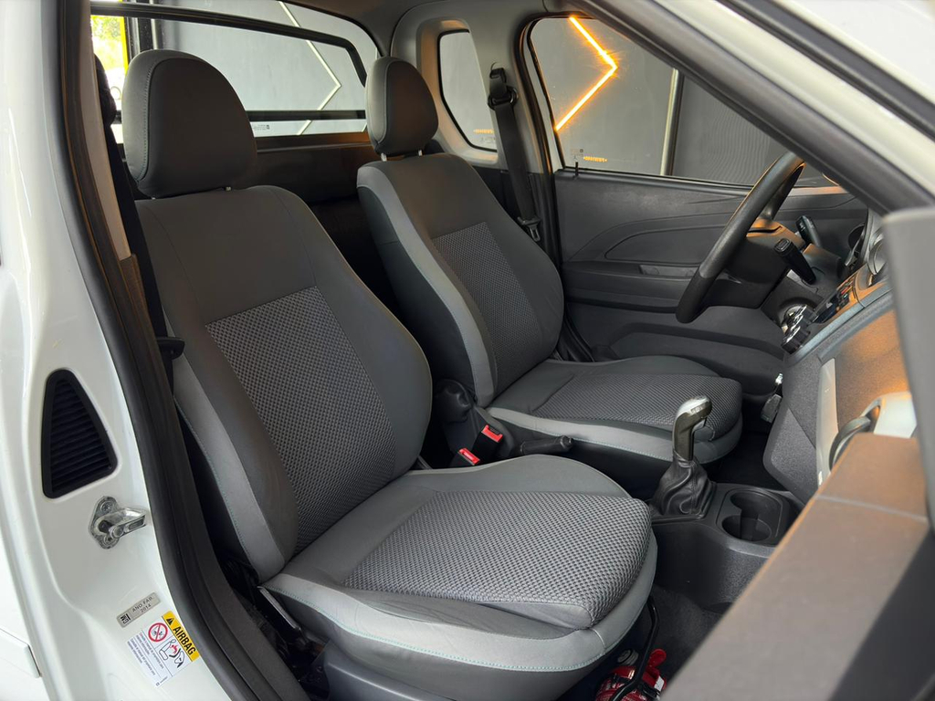 Chevrolet Montana Branco