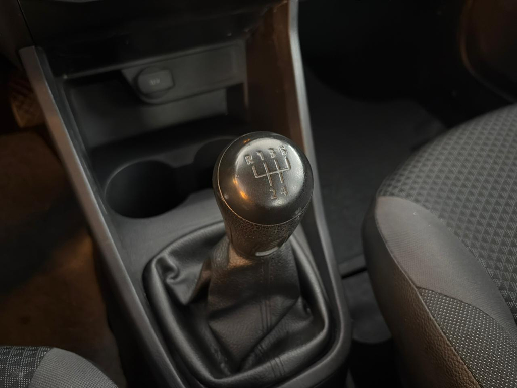 Volkswagen Voyage Branco