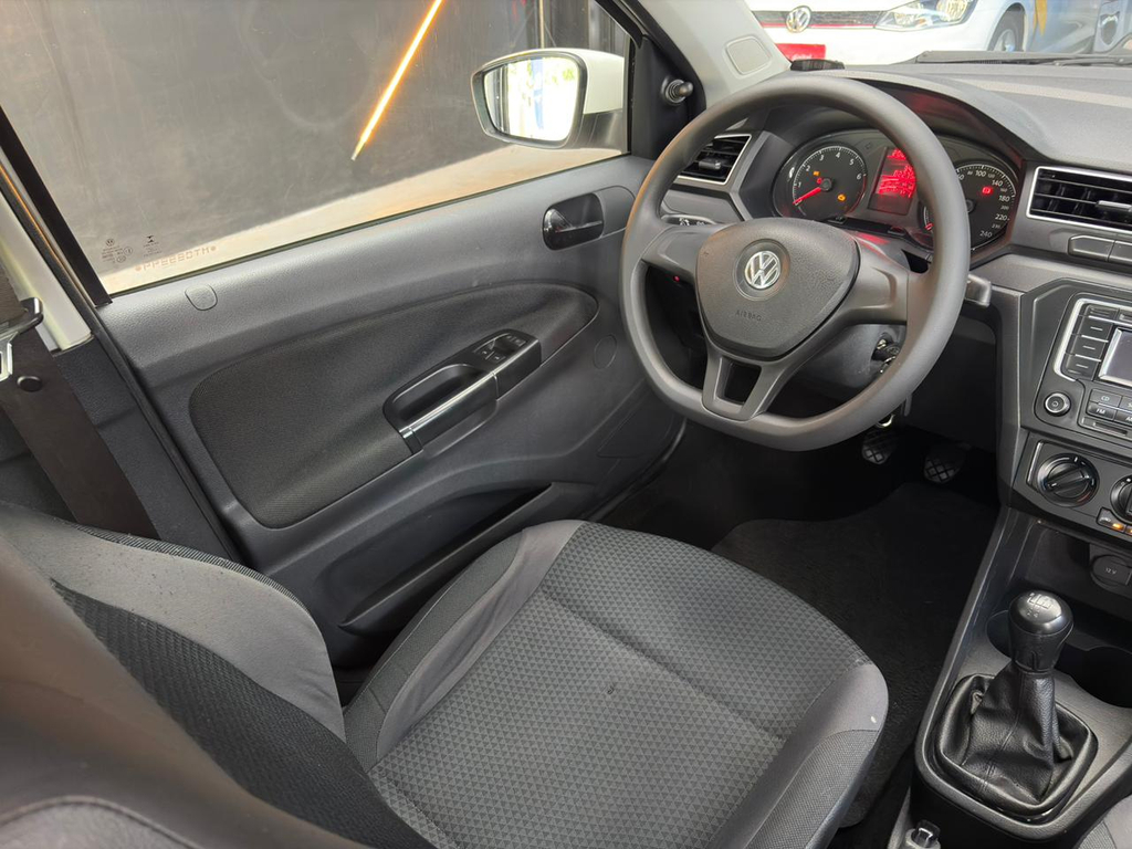 Volkswagen Voyage Branco