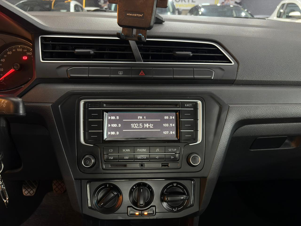 Volkswagen Voyage Branco
