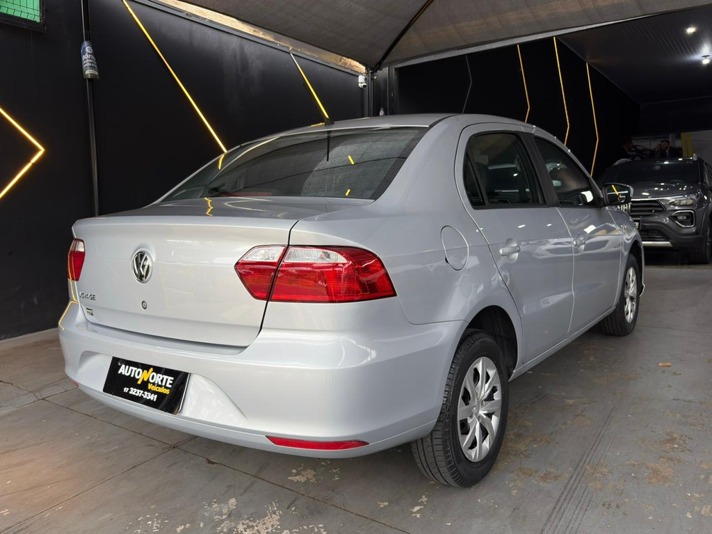 Volkswagen Voyage Prata
