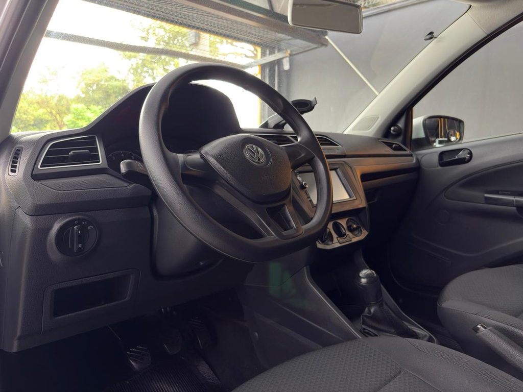 Volkswagen Voyage Prata