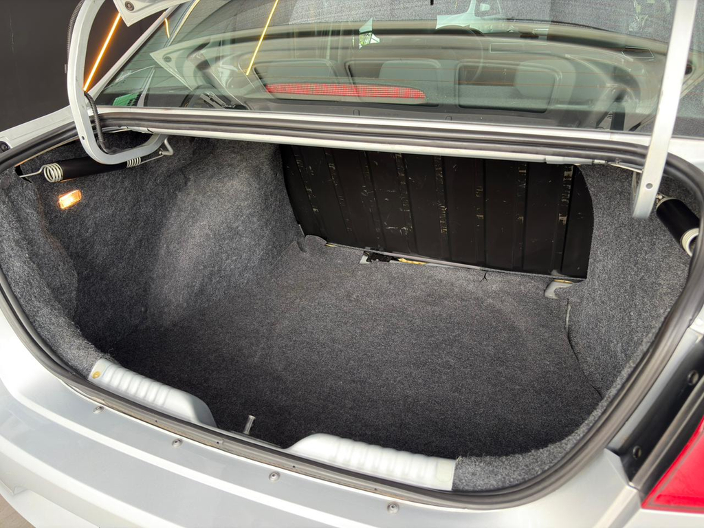 Volkswagen Voyage Prata