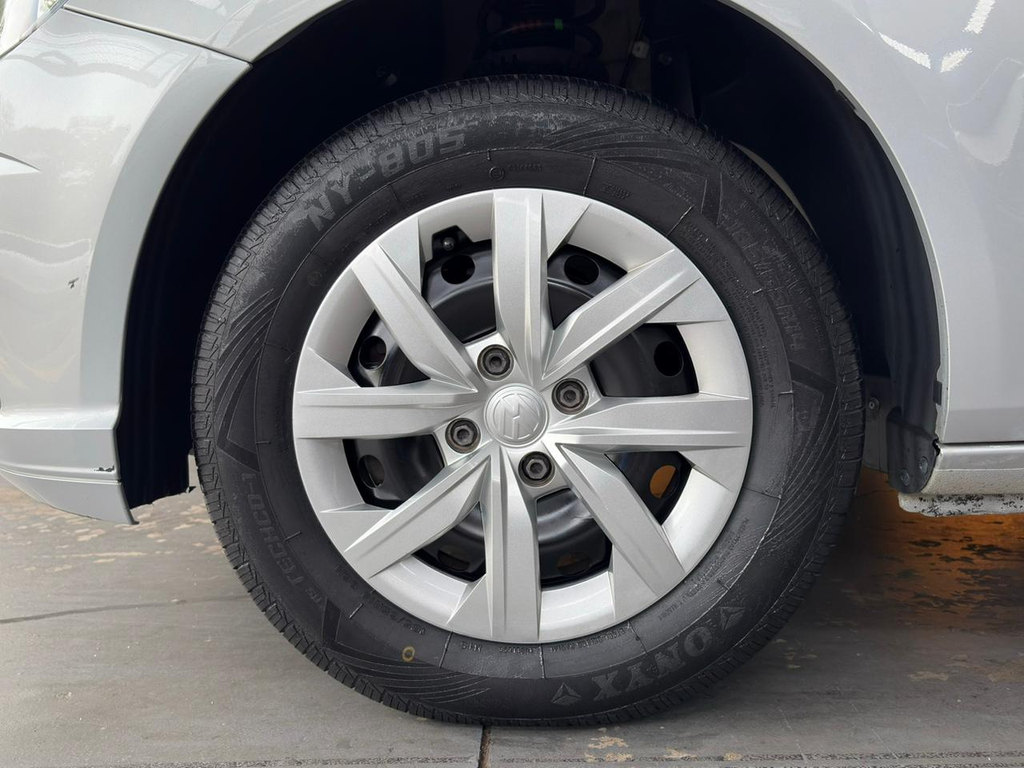 Volkswagen Voyage Prata