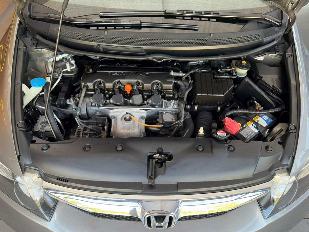 Honda Civic Cinza