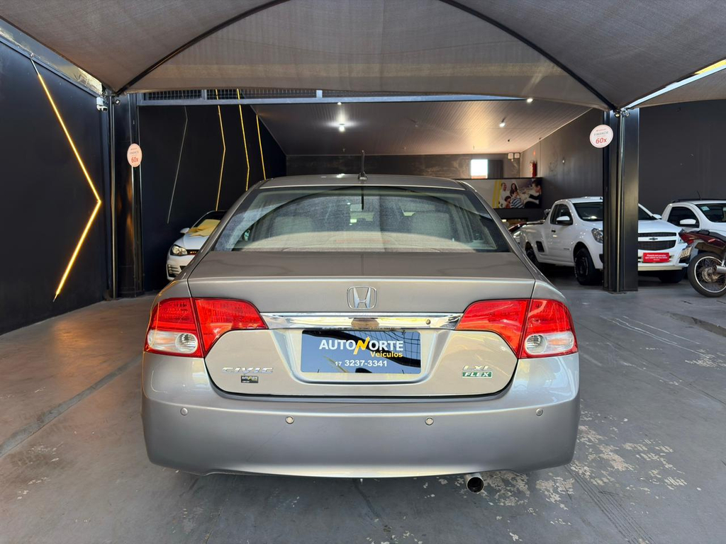 Honda Civic Cinza