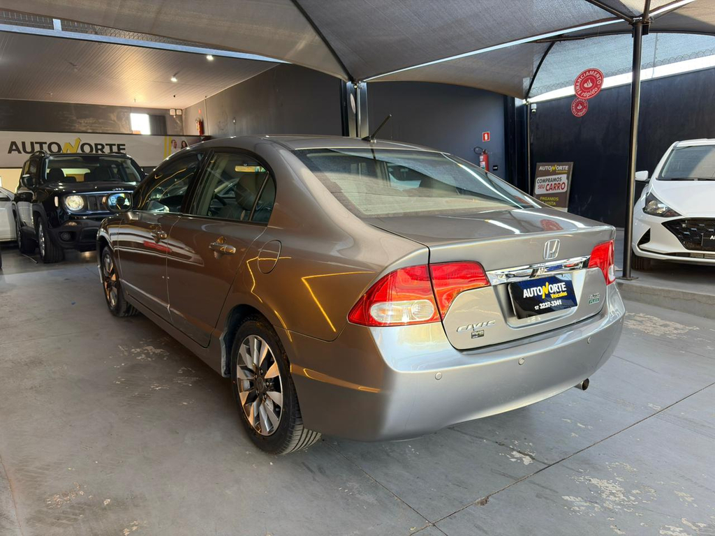 Honda Civic Cinza