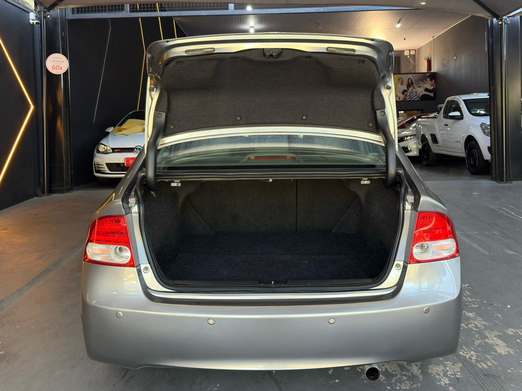 Honda Civic Cinza