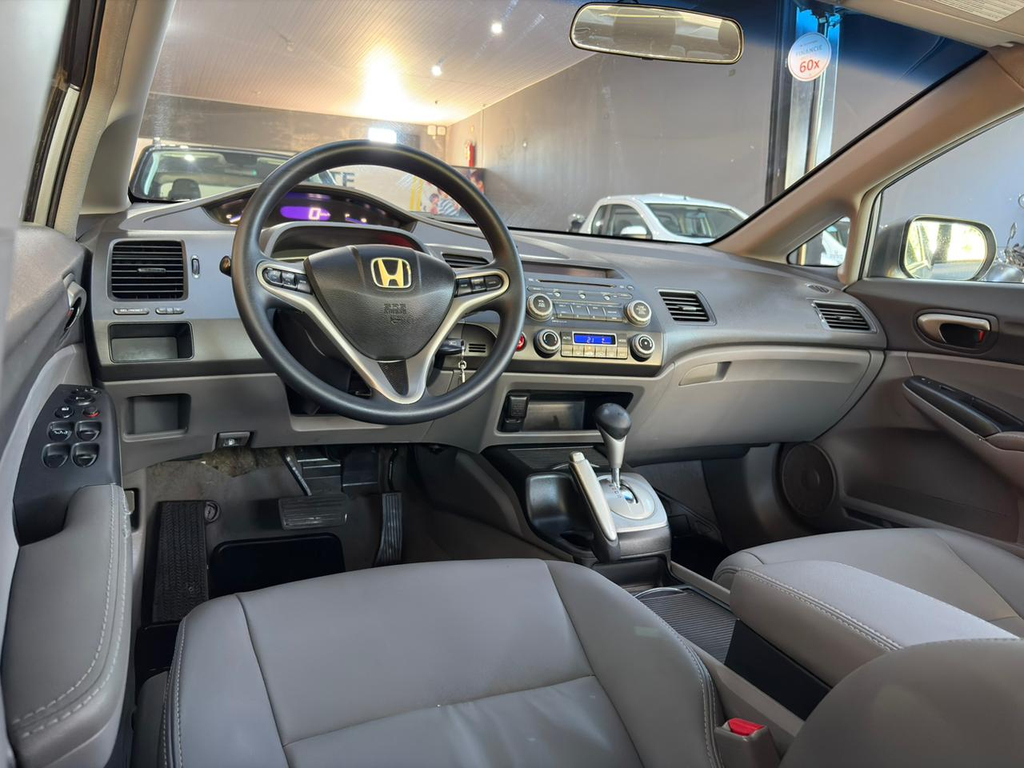 Honda Civic Cinza