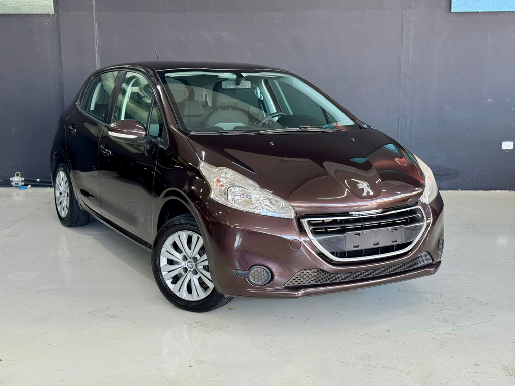 Peugeot 208 Marrom