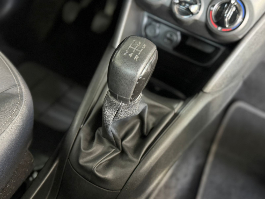 Peugeot 208 Marrom