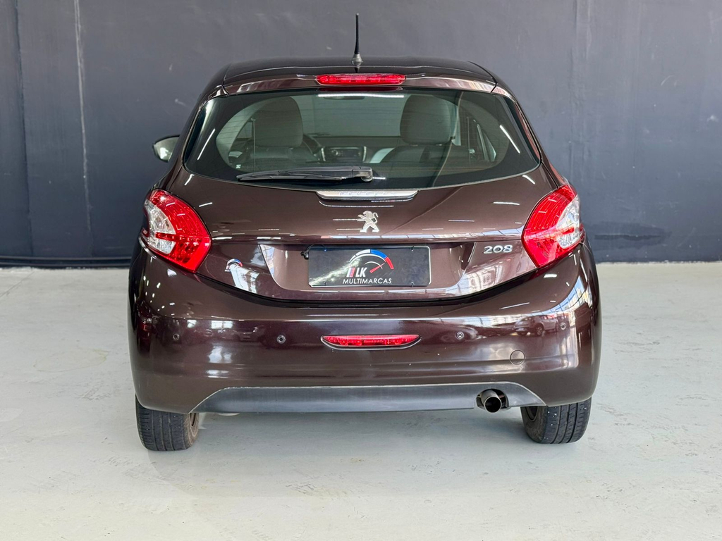 Peugeot 208 Marrom