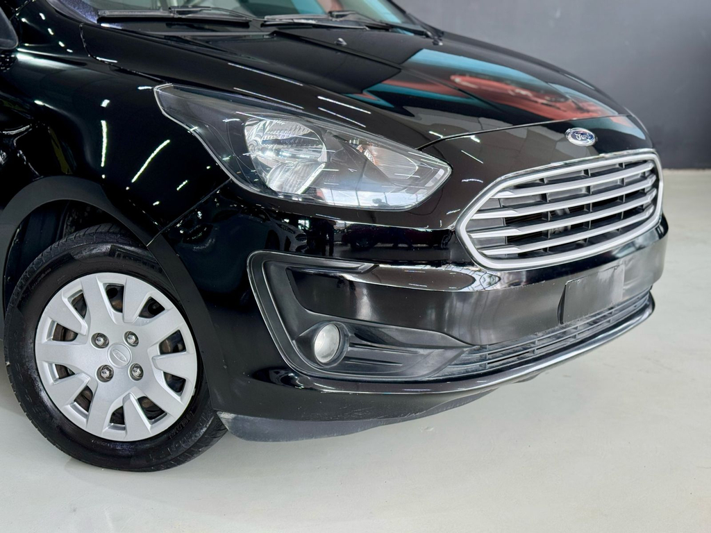 Ford Ka Sedan Preto