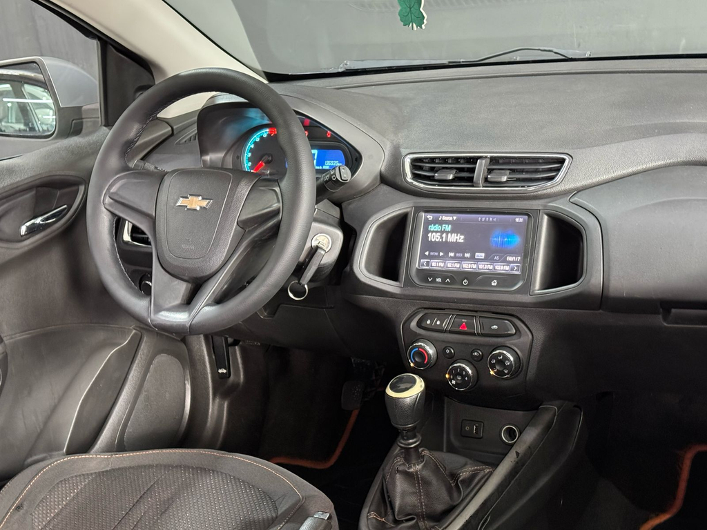 Chevrolet Onix Azul