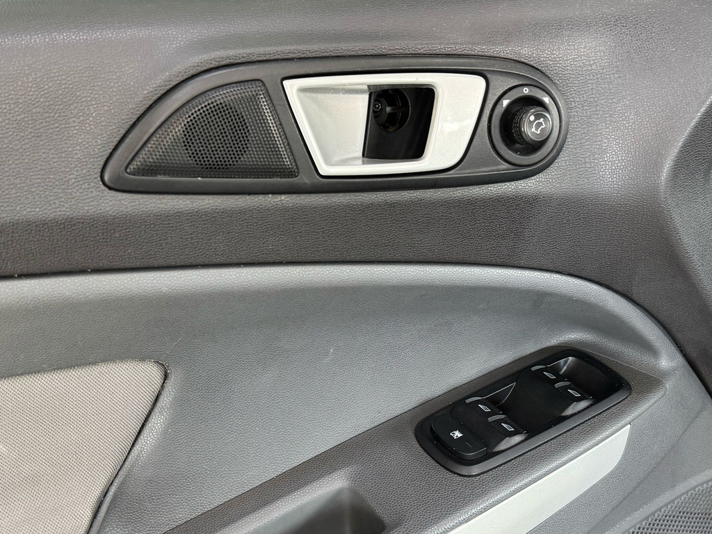 Ford EcoSport Branco