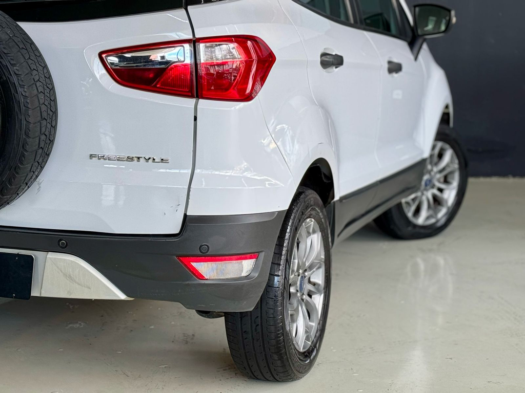 Ford EcoSport Branco