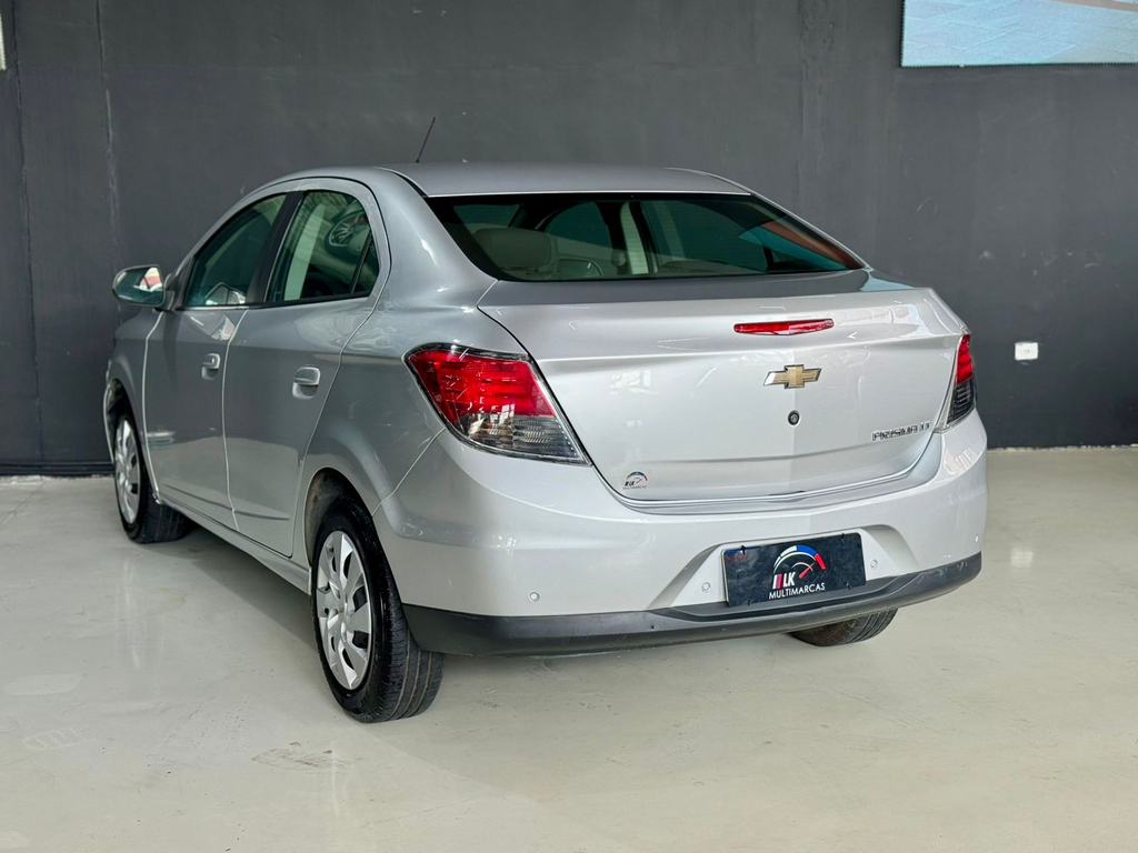 Chevrolet Prisma Prata