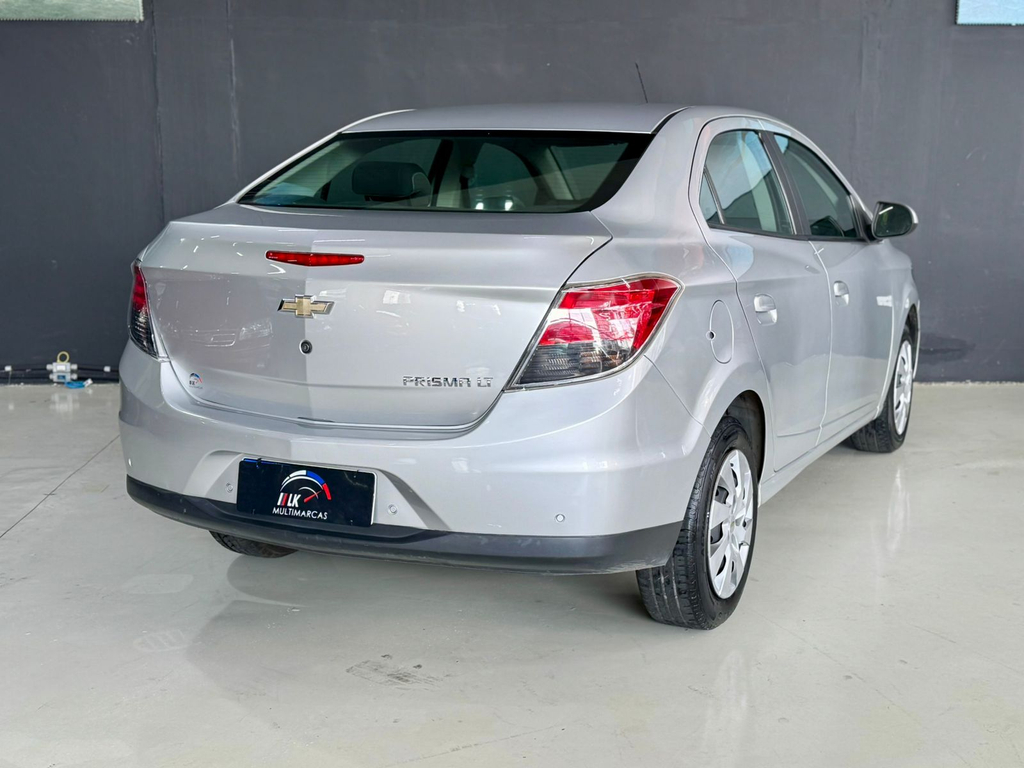 Chevrolet Prisma Prata