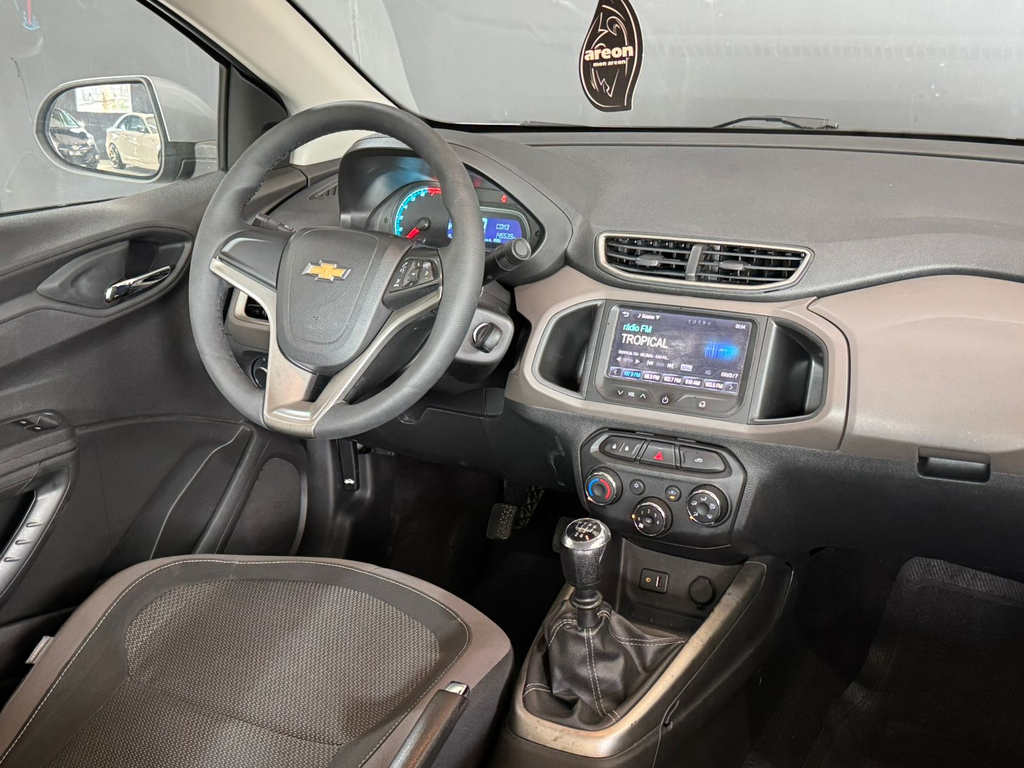 Chevrolet Prisma Prata
