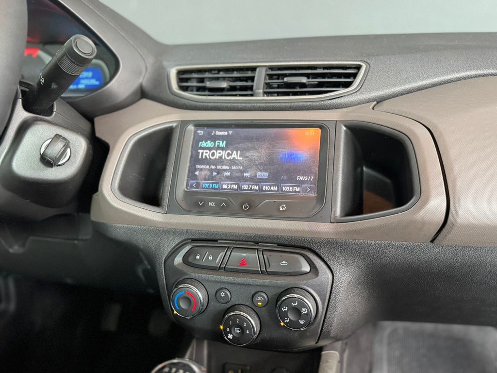 Chevrolet Prisma Prata