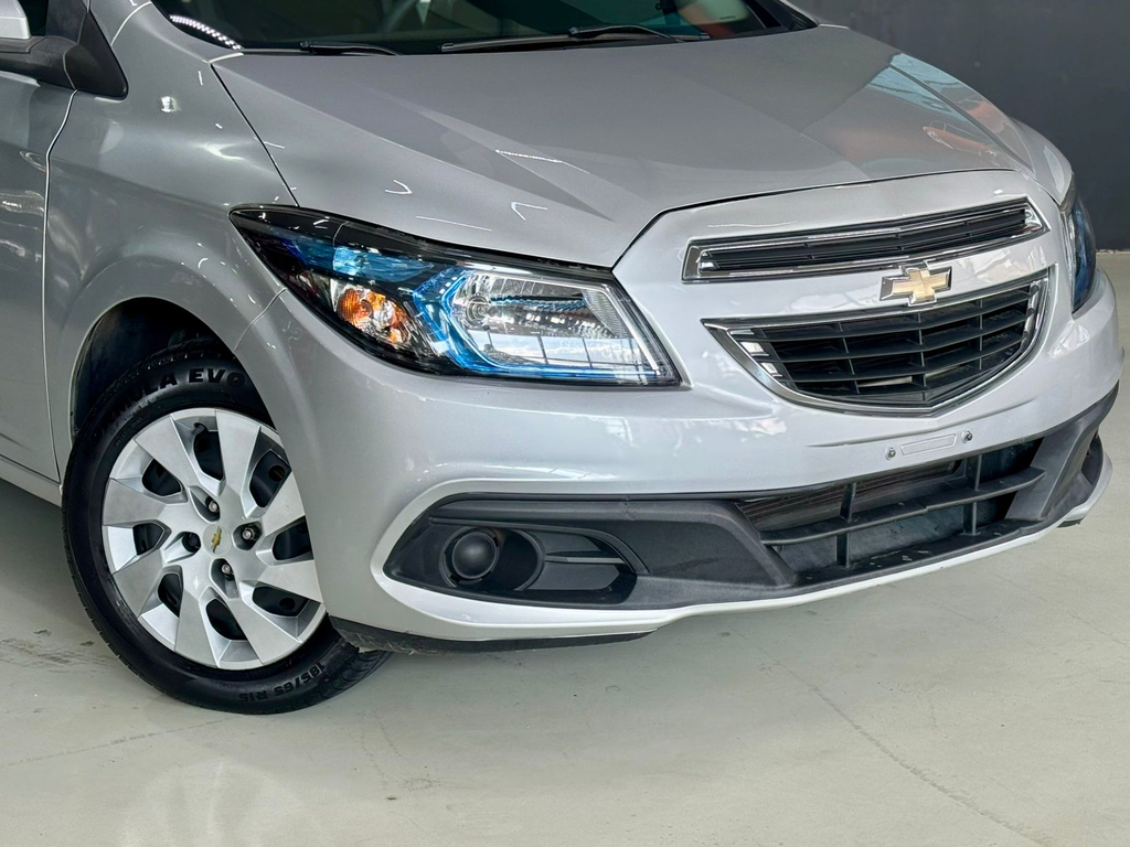 Chevrolet Prisma Prata